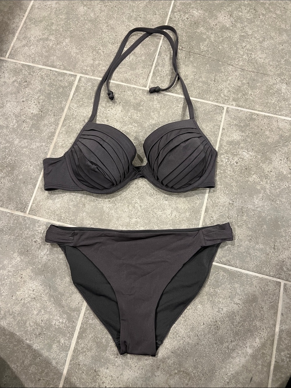 H&M Women’s Gray Padded Bikini Set